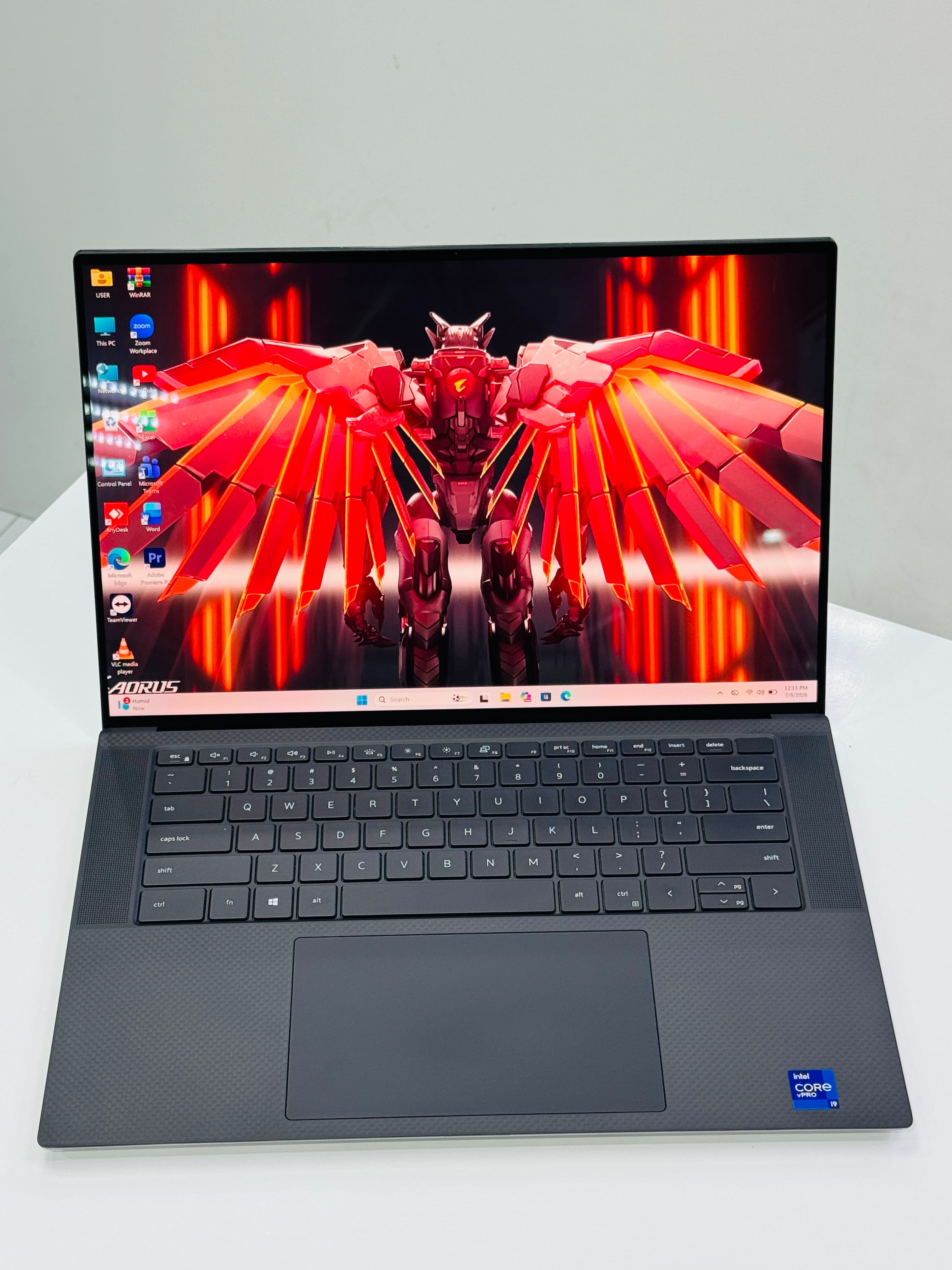Dell precision 5560 11th generation Intel core i9-11950H processor 16gb Ram 512gb NVME ssd NVDIA RT